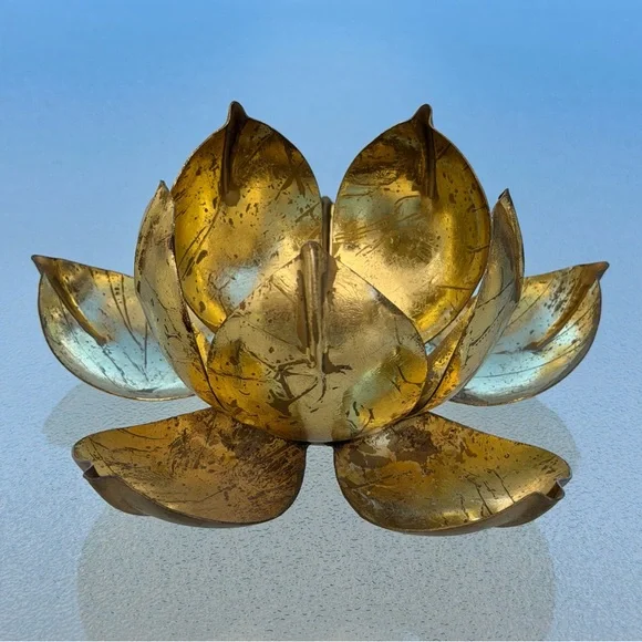 Metal Gold-Colored Lotus Flower Tea Light Holder, Mid-Century Modern - Picture 3 of 6